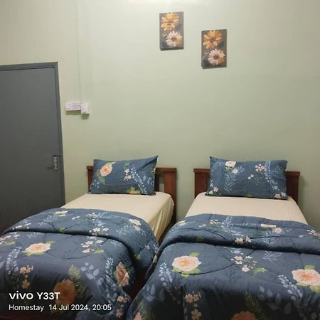 Homestay Klang Exterior foto
